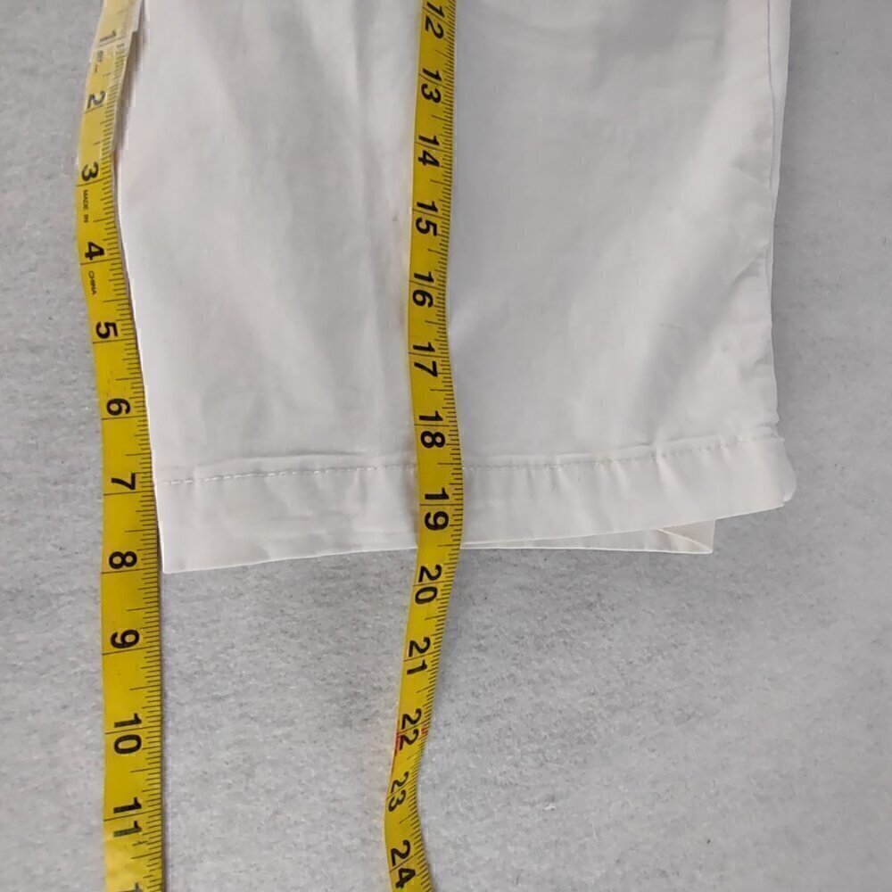 Lee Women's Cotton Blend White Mid Rise Regular Shorts Size 8M - Picture 8 of 11